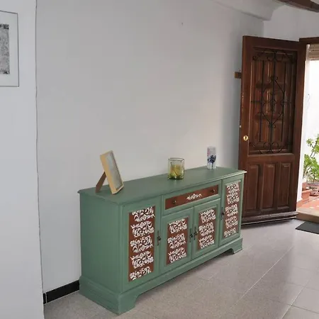 Quirky Townhouse With A Seaview Roof Terrace * Oliva